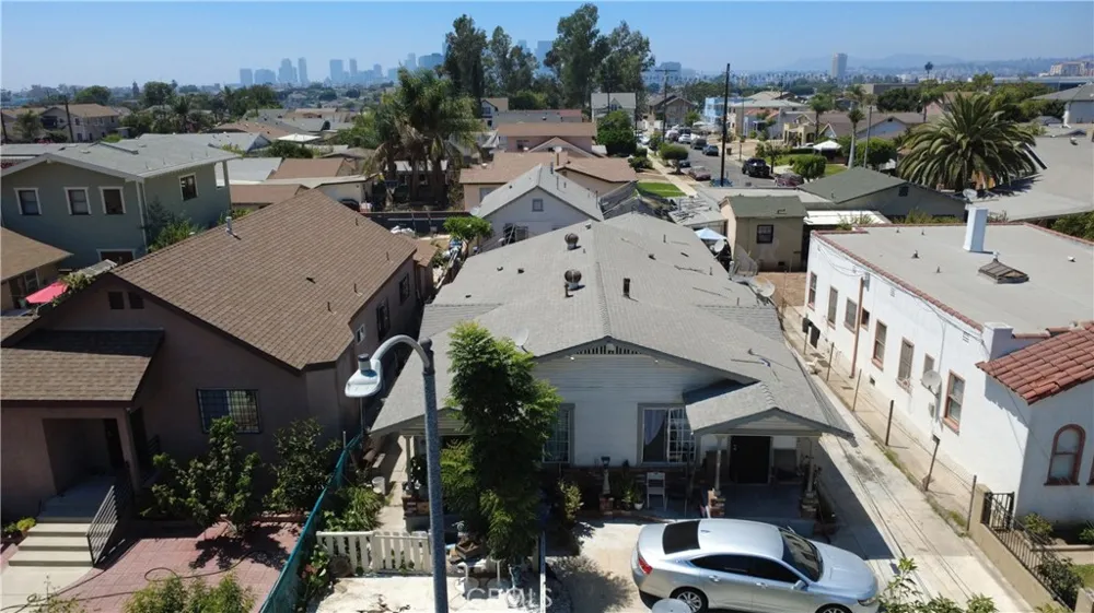631 S Evergreen Avenue Los Angeles, CA 90023