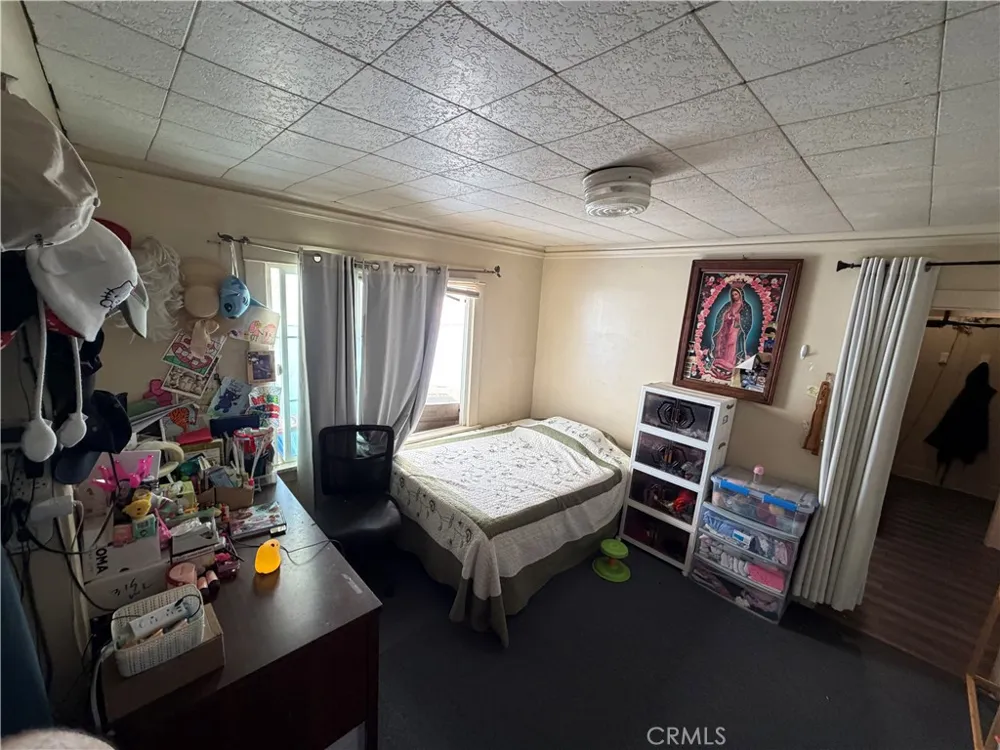 631 S Evergreen Avenue Los Angeles, CA 90023
