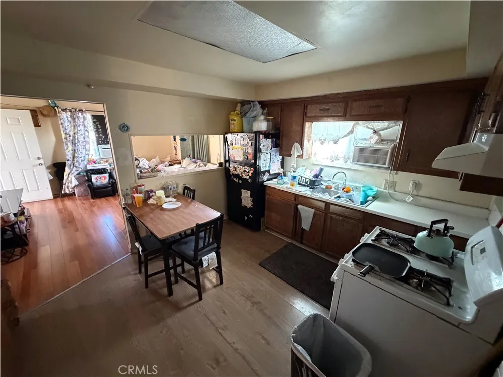 631 S Evergreen Avenue Los Angeles, CA 90023
