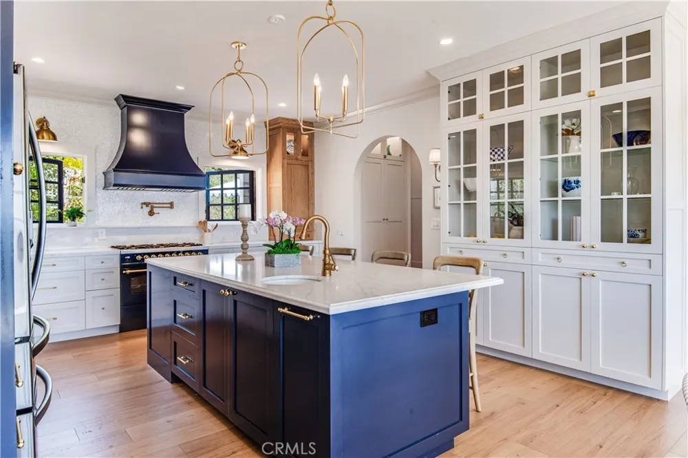 2976 Via Alvarado Palos Verdes Estates, CA 90274