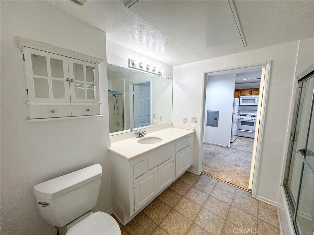 13200 Pacific Promenade #217 Playa Vista, CA 90094
