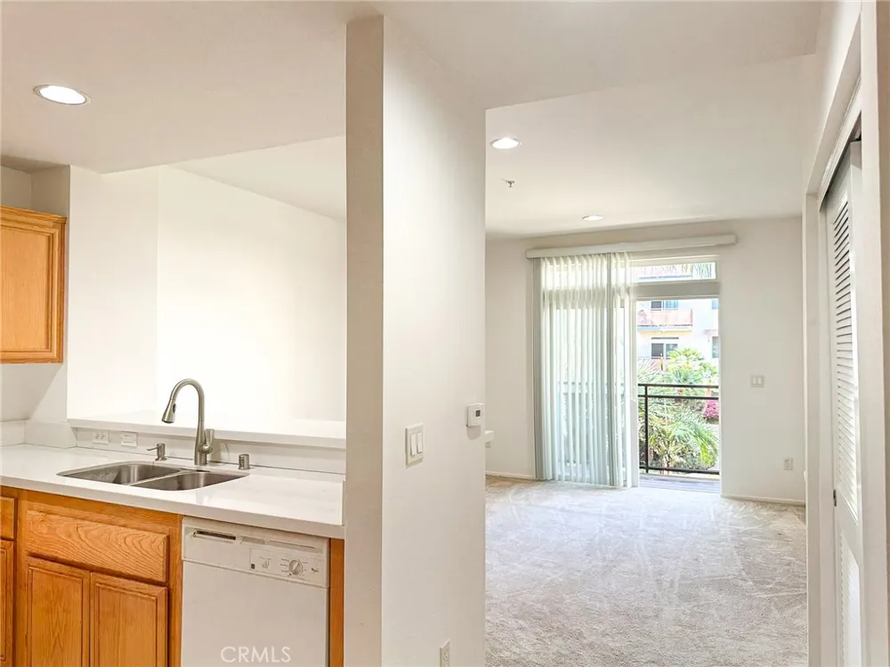 13200 Pacific Promenade #217 Playa Vista, CA 90094