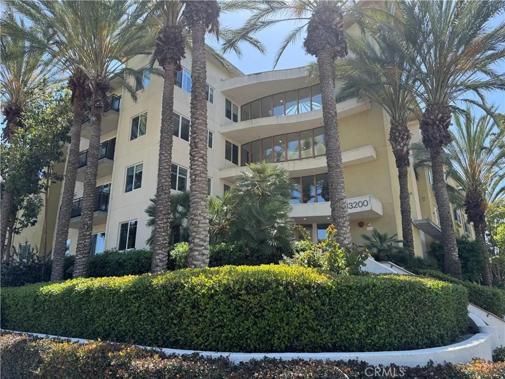 13200 Pacific Promenade #217 Playa Vista, CA 90094
