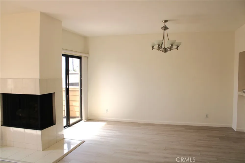 150 The Village #5 Redondo Beach, CA 90277