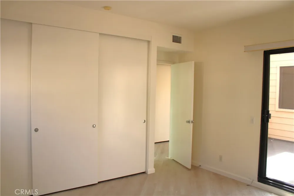 150 The Village #5 Redondo Beach, CA 90277