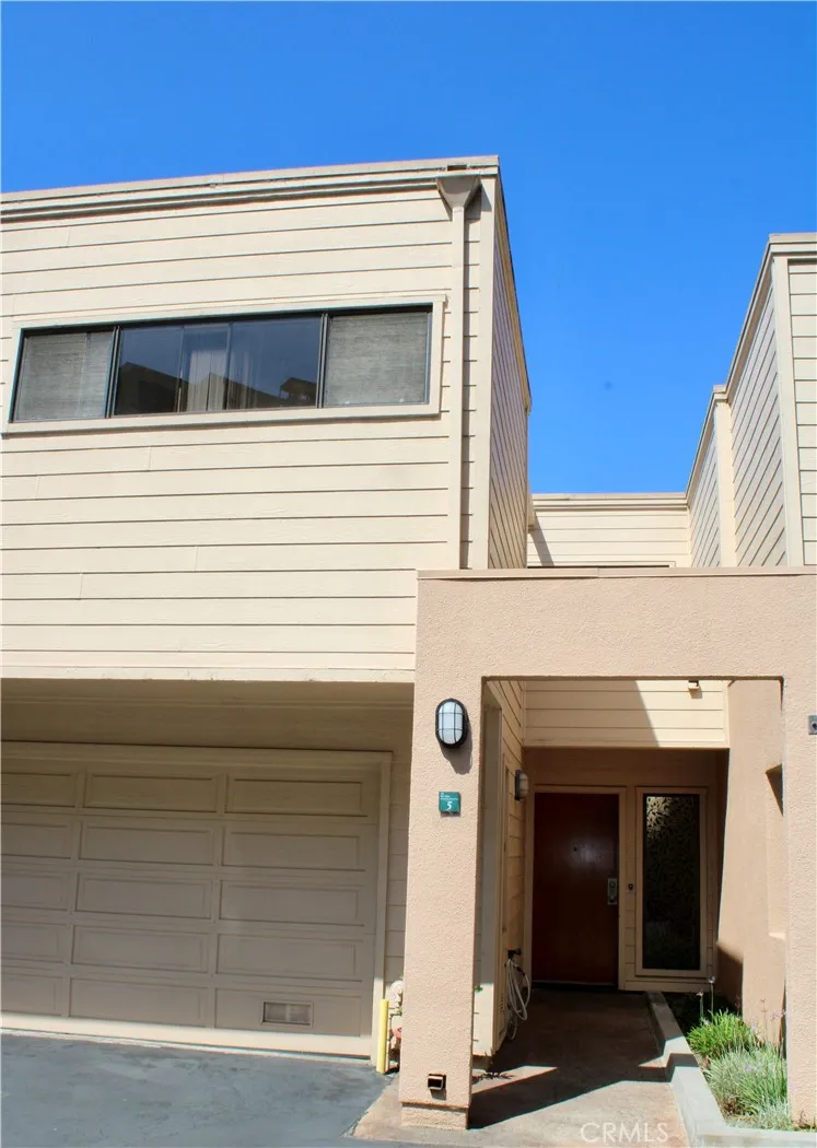 150 The Village #5 Redondo Beach, CA 90277