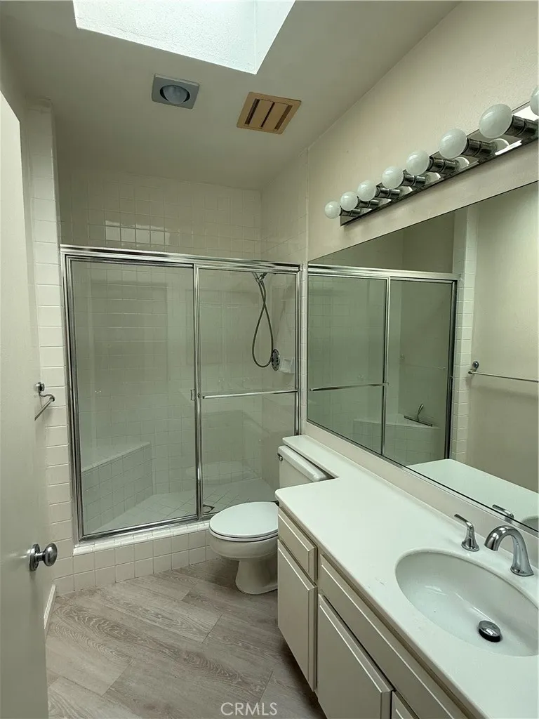 150 The Village #5 Redondo Beach, CA 90277