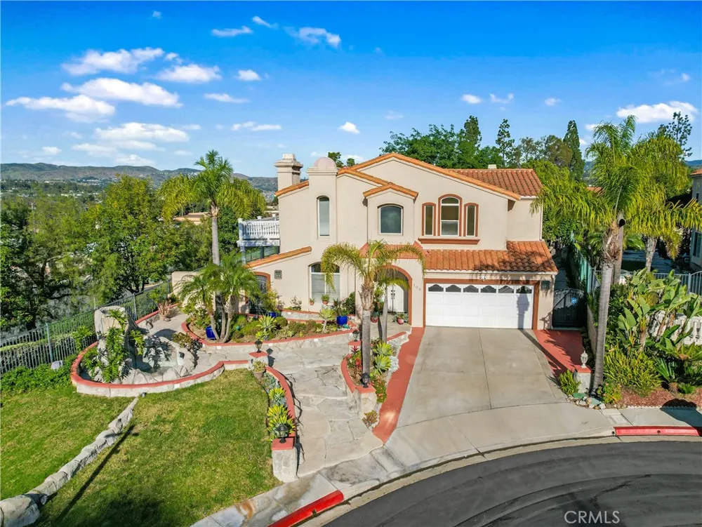 106 S Vista Grande Anaheim Hills, CA 92807