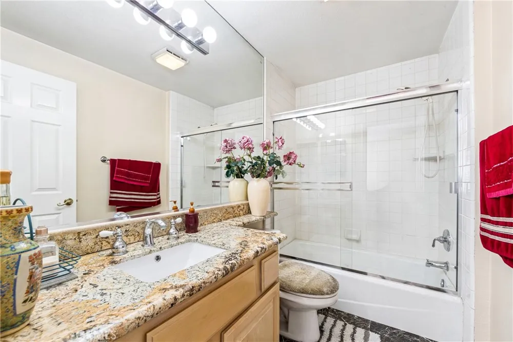 106 S Vista Grande Anaheim Hills, CA 92807