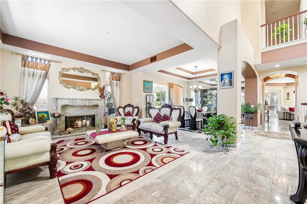 106 S Vista Grande Anaheim Hills, CA 92807