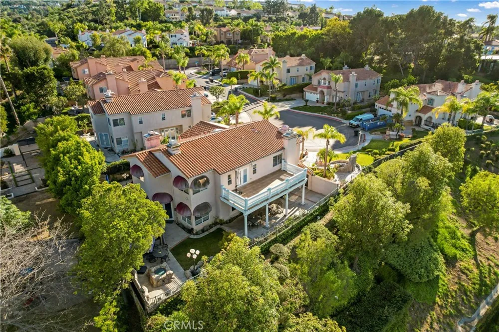 106 S Vista Grande Anaheim Hills, CA 92807
