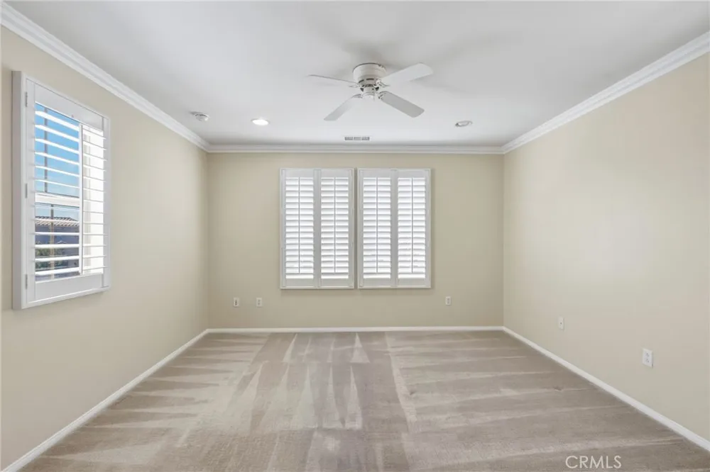 11521 Cararra Lane Northridge, CA 91326