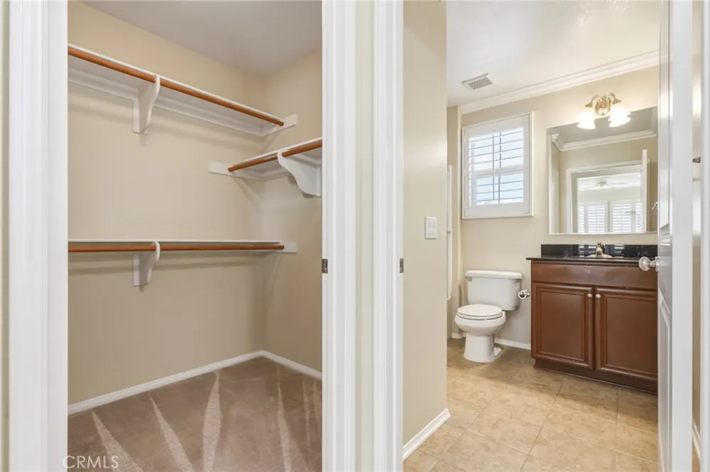 11521 Cararra Lane Northridge, CA 91326