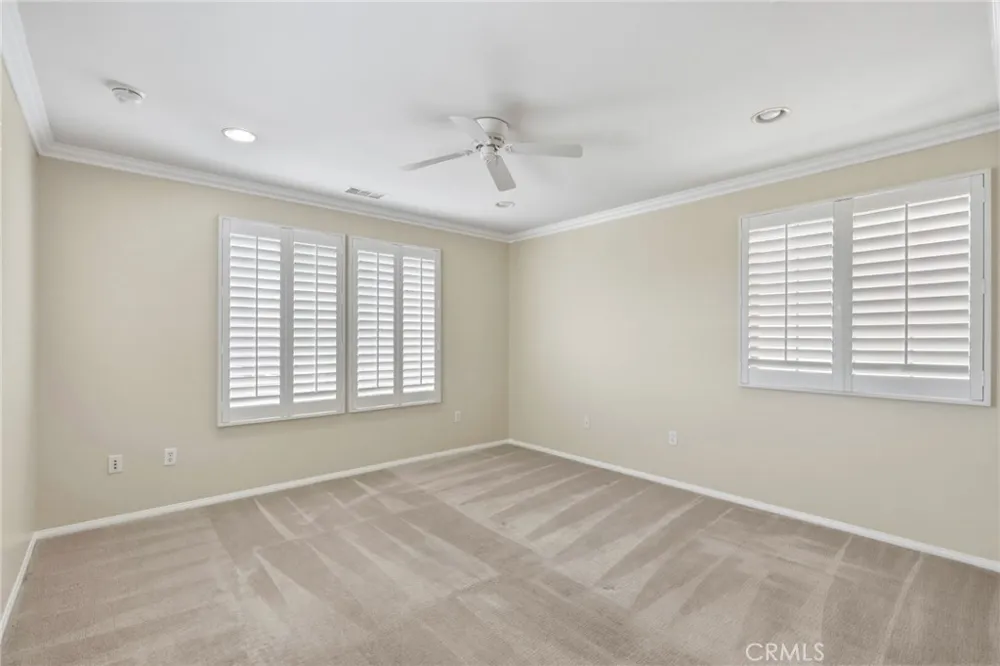 11521 Cararra Lane Northridge, CA 91326