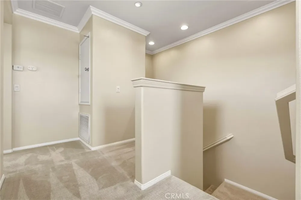 11521 Cararra Lane Northridge, CA 91326