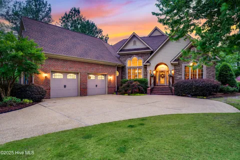 115 Legacy Lakes Drive