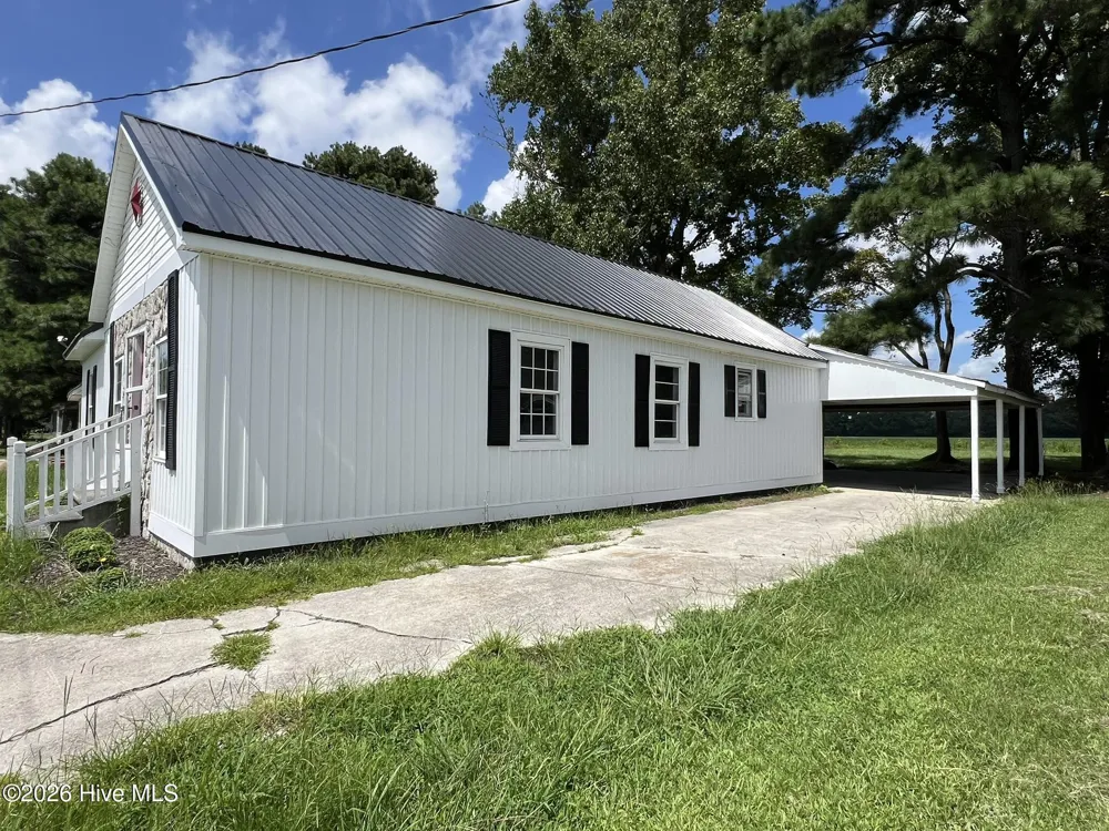 195 Wiggins Road Hertford, NC 27944