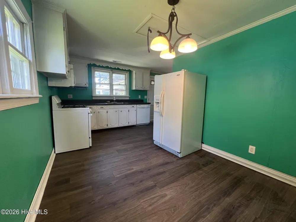 195 Wiggins Road Hertford, NC 27944