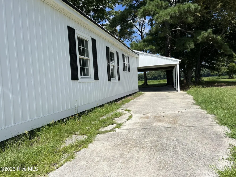 195 Wiggins Road Hertford, NC 27944