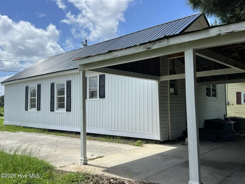195 Wiggins Road Hertford, NC 27944