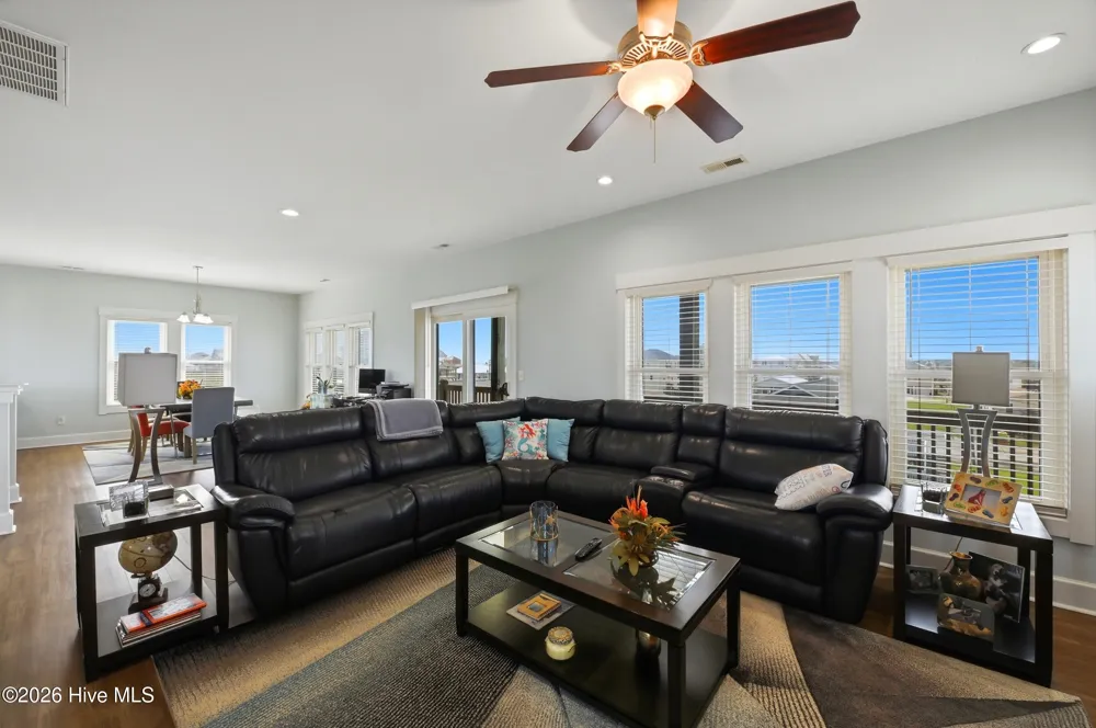 9021 W 9th Street Surf City, NC 28445