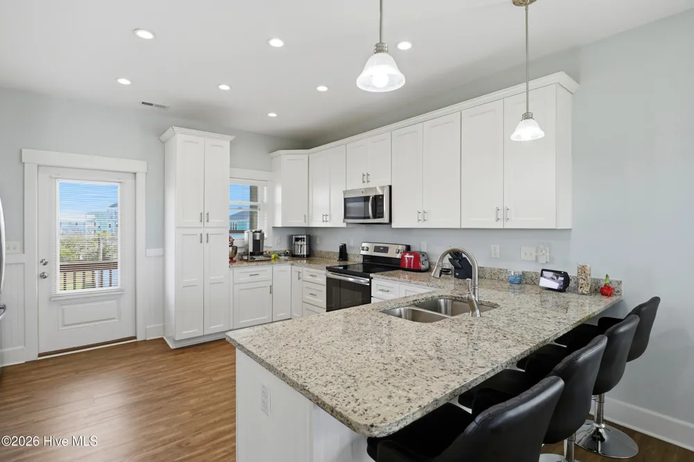 9021 W 9th Street Surf City, NC 28445
