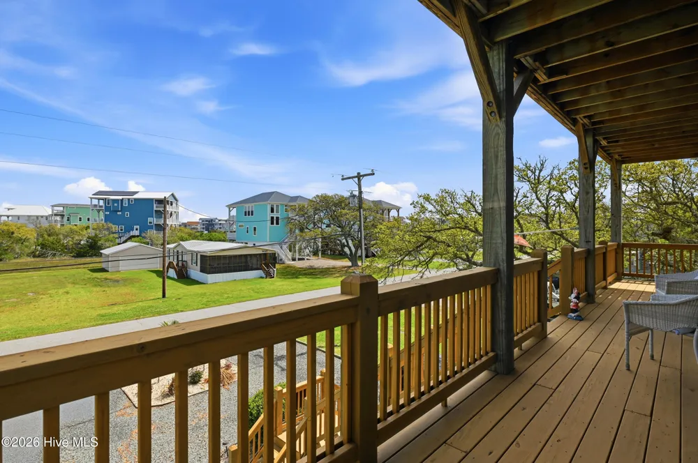 9021 W 9th Street Surf City, NC 28445