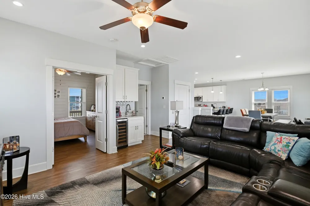 9021 W 9th Street Surf City, NC 28445