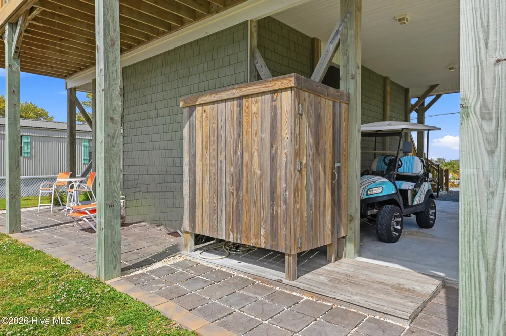 9021 W 9th Street Surf City, NC 28445