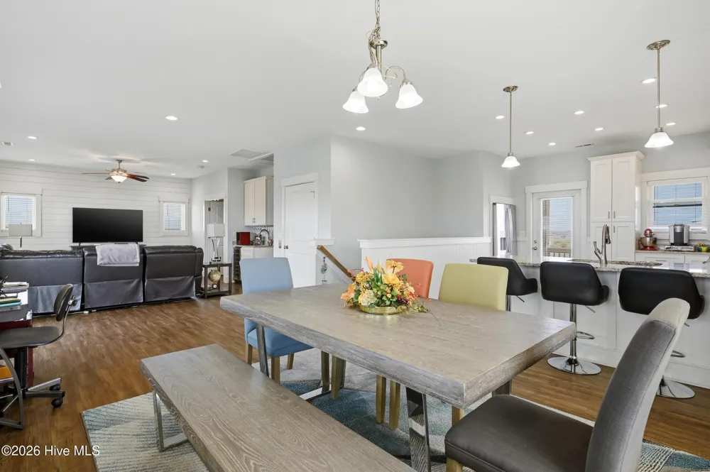 9021 W 9th Street Surf City, NC 28445