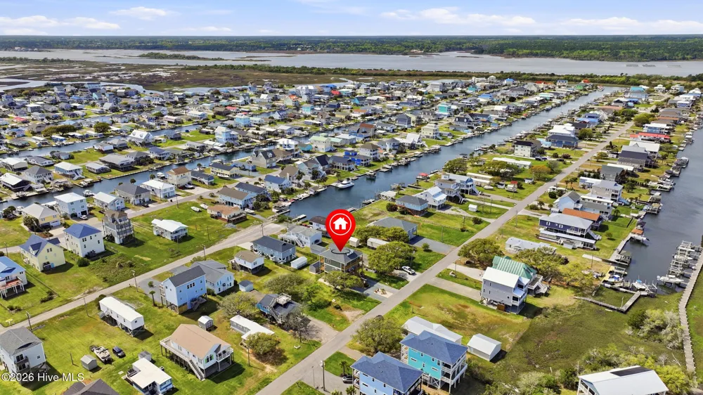 9021 W 9th Street Surf City, NC 28445