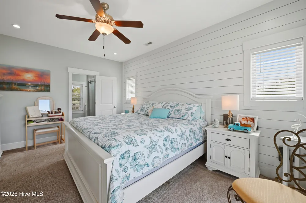 9021 W 9th Street Surf City, NC 28445