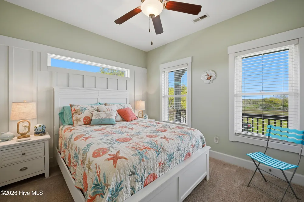 9021 W 9th Street Surf City, NC 28445