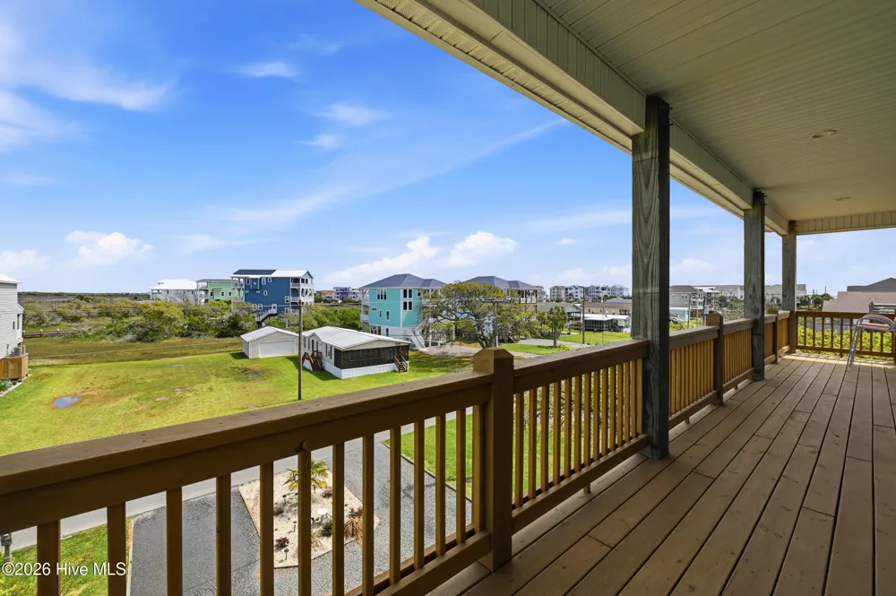 9021 W 9th Street Surf City, NC 28445