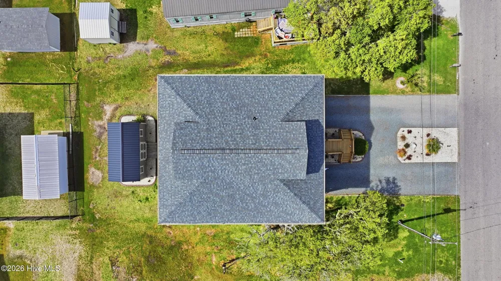 9021 W 9th Street Surf City, NC 28445