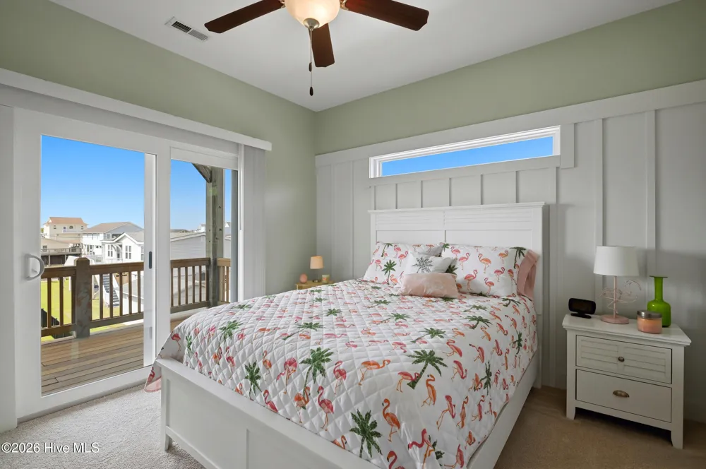 9021 W 9th Street Surf City, NC 28445