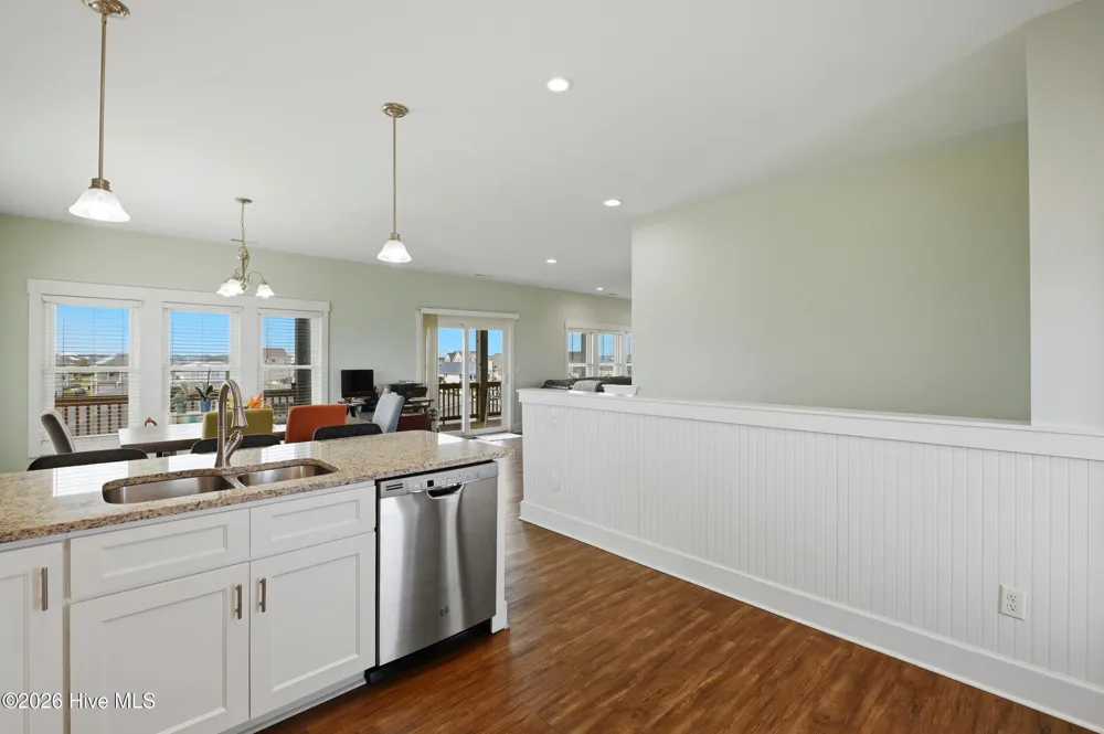 9021 W 9th Street Surf City, NC 28445
