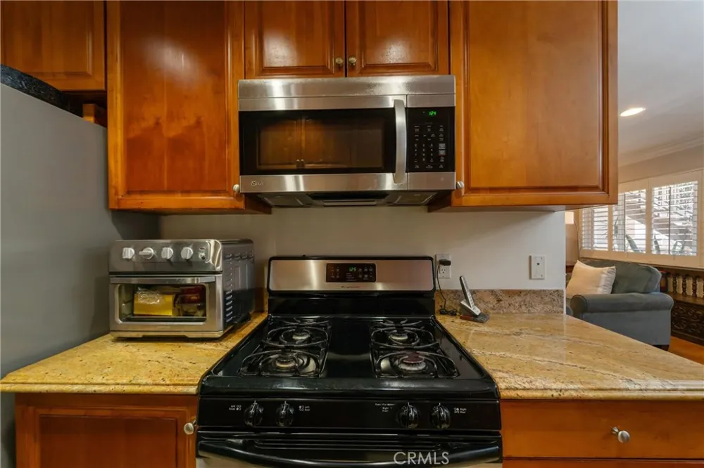 551 W Stocker Street #3 Glendale, CA 91202