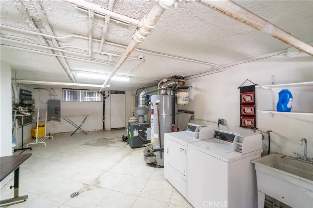 551 W Stocker Street #3 Glendale, CA 91202