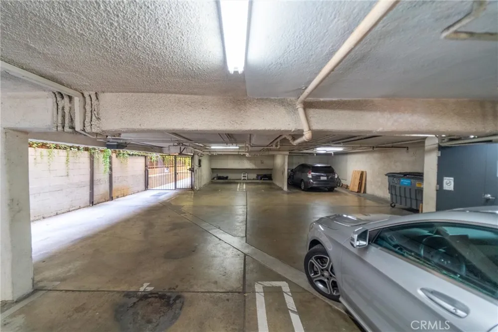 551 W Stocker Street #3 Glendale, CA 91202