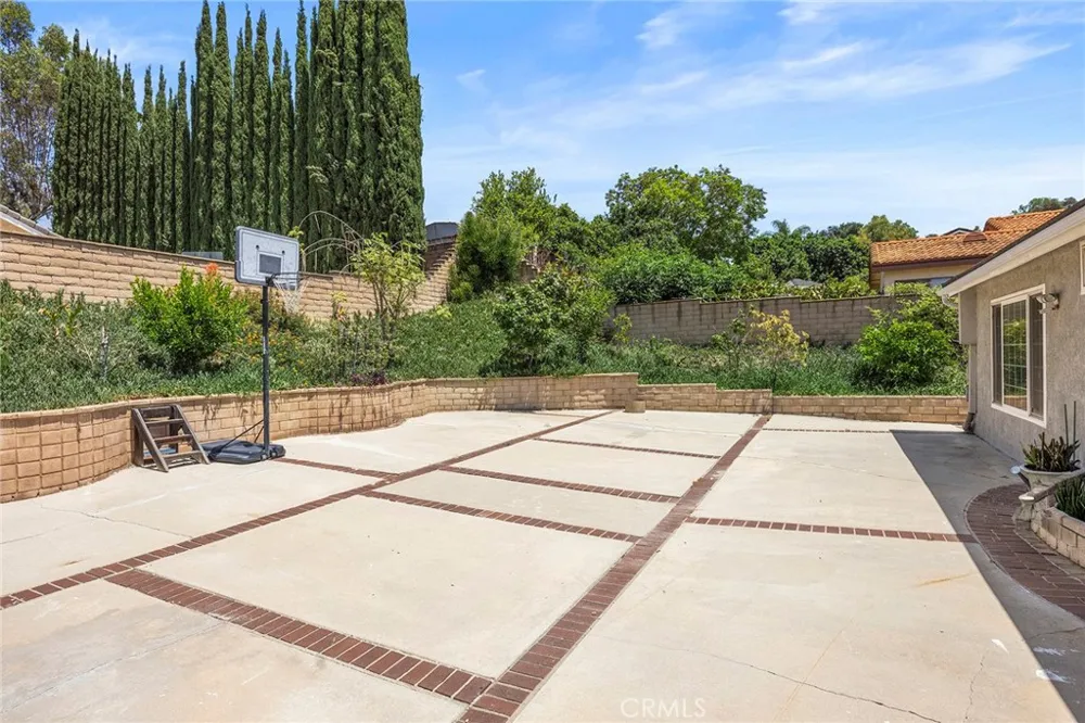 2010 Gene Court Rowland Heights, CA 91748