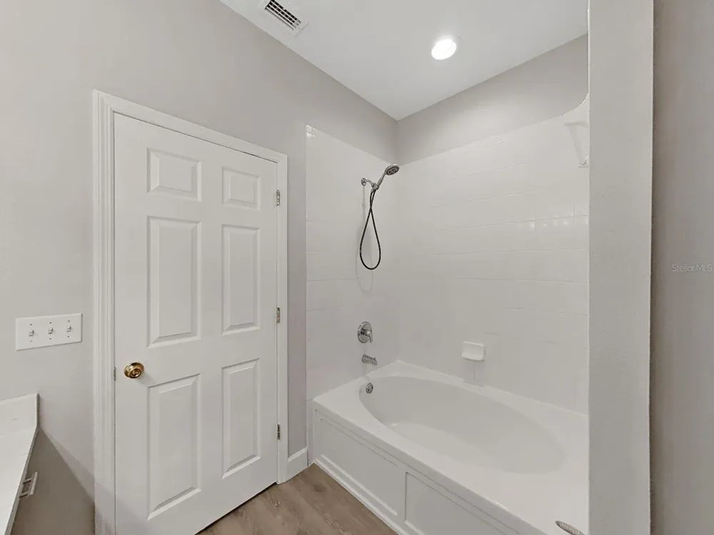 11908 FERN BLOSSOM DRIVE Gibsonton, FL 33534