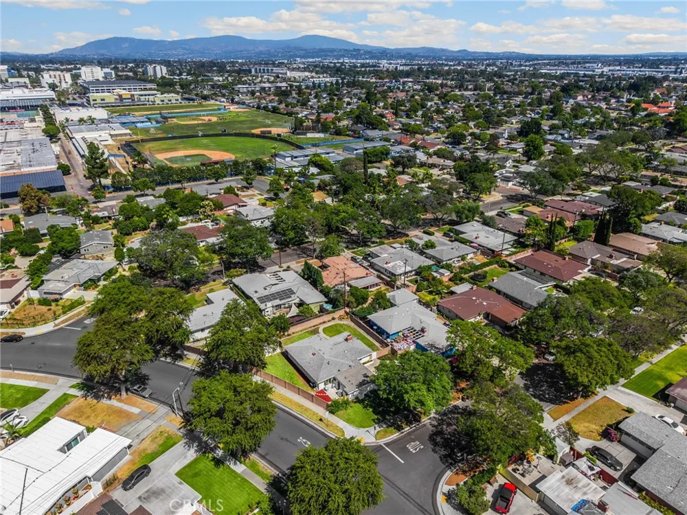 1012 Maertin Lane Fullerton, CA 92831