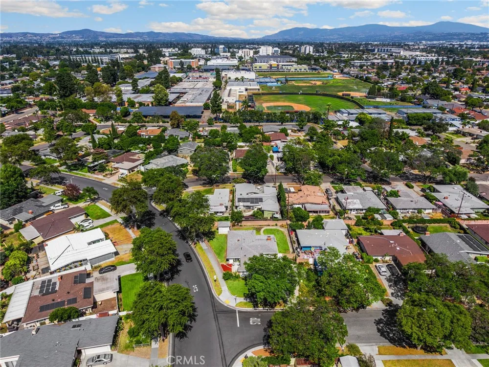 1012 Maertin Lane Fullerton, CA 92831