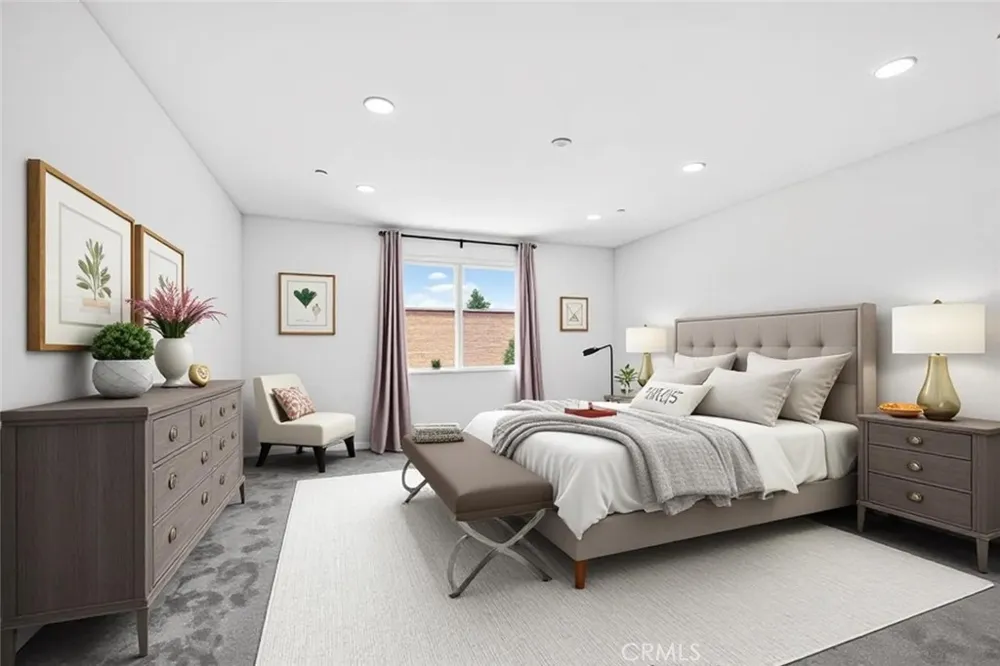 9521 Venetian Jurupa Valley, CA 92509