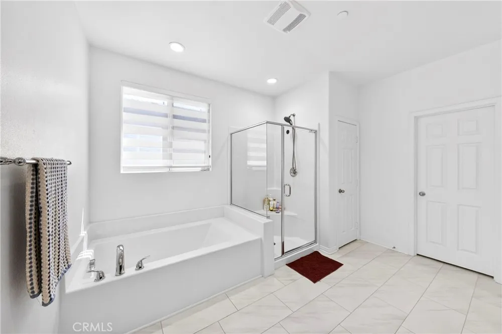 9521 Venetian Jurupa Valley, CA 92509
