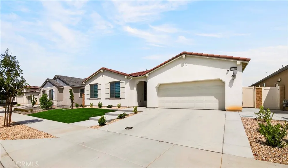 9521 Venetian Jurupa Valley, CA 92509