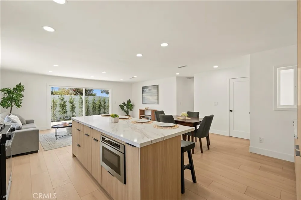 6501 Pickett Garden Grove, CA 92845