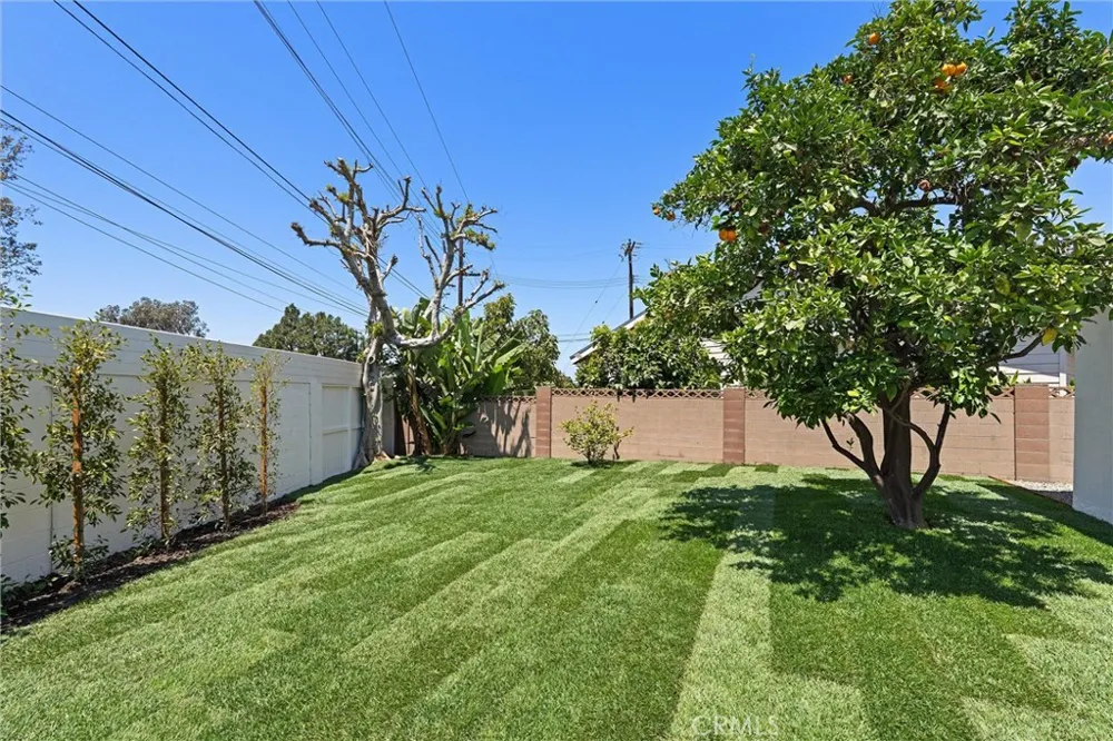 6501 Pickett Garden Grove, CA 92845