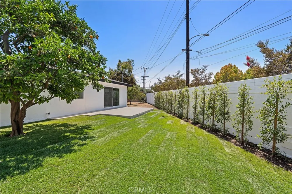6501 Pickett Garden Grove, CA 92845